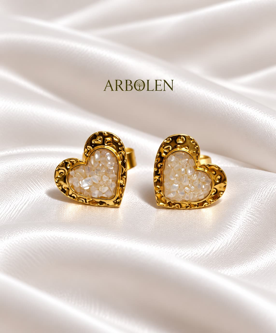 ARETE CORAZON DETALLE BLANCO