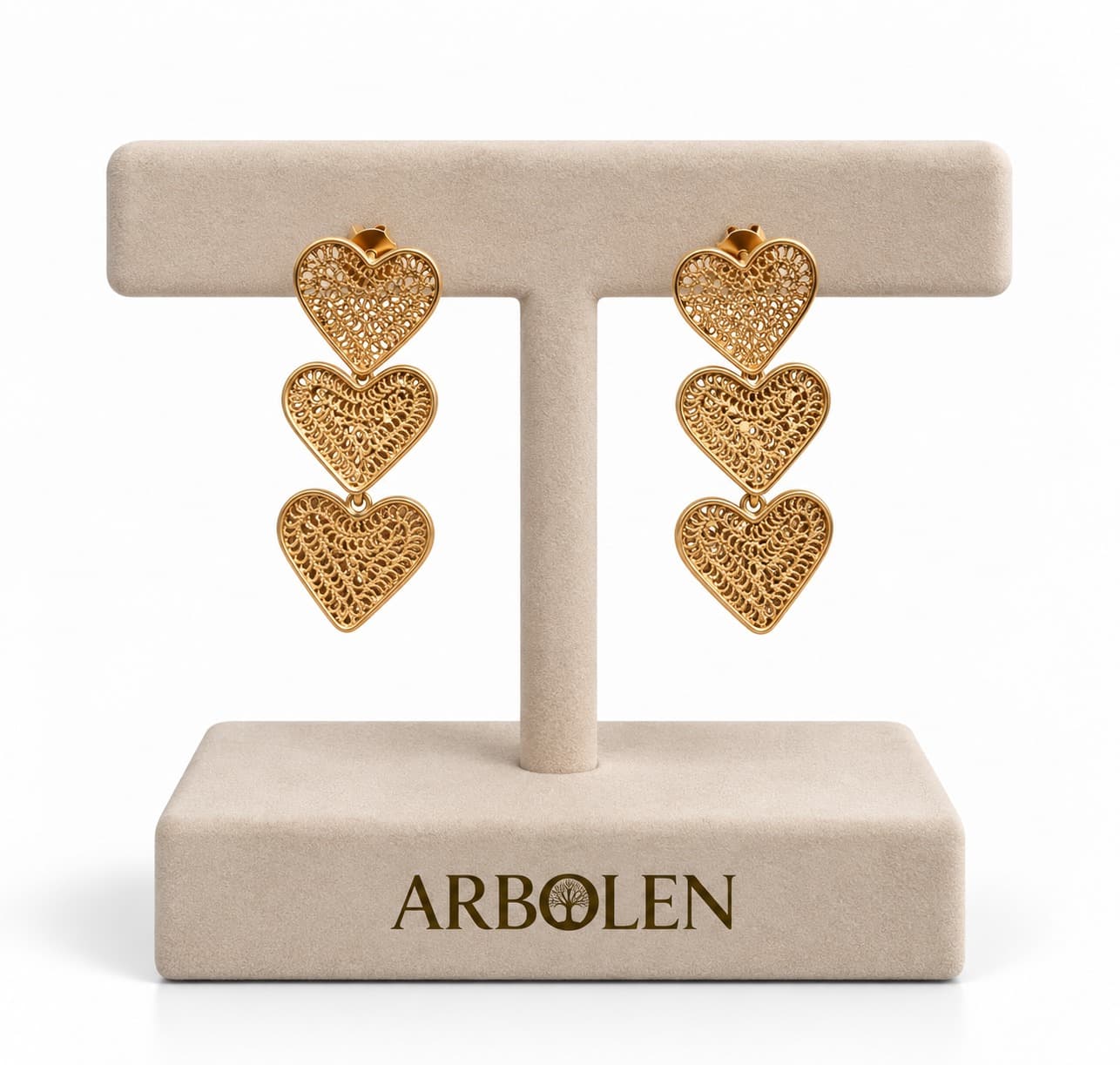 ARETES TRIOLOGIA DE AMOR
